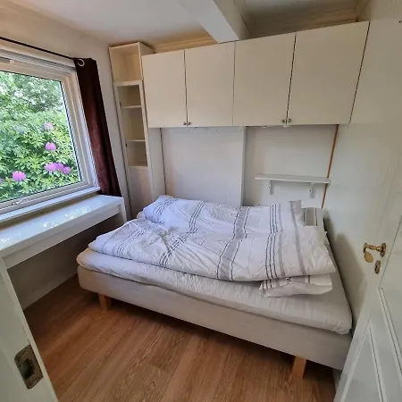 Apartment Large 4 Bedroom Centrally Located In Lund, Kristiansand