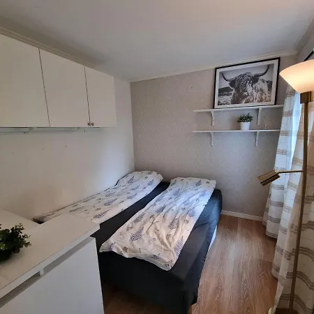 Large 4 Bedroom Centrally Located In Lund, Apartment Kristiansand